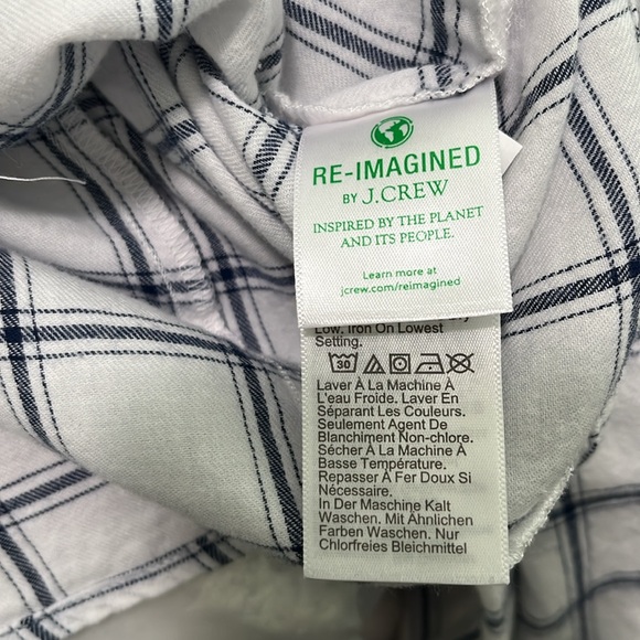 Soft! J Crew top - Picture 7 of 7